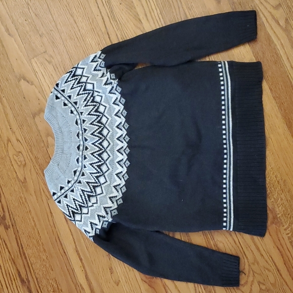 Old Navy fair isle sweater, size small - Picture 4 of 4
